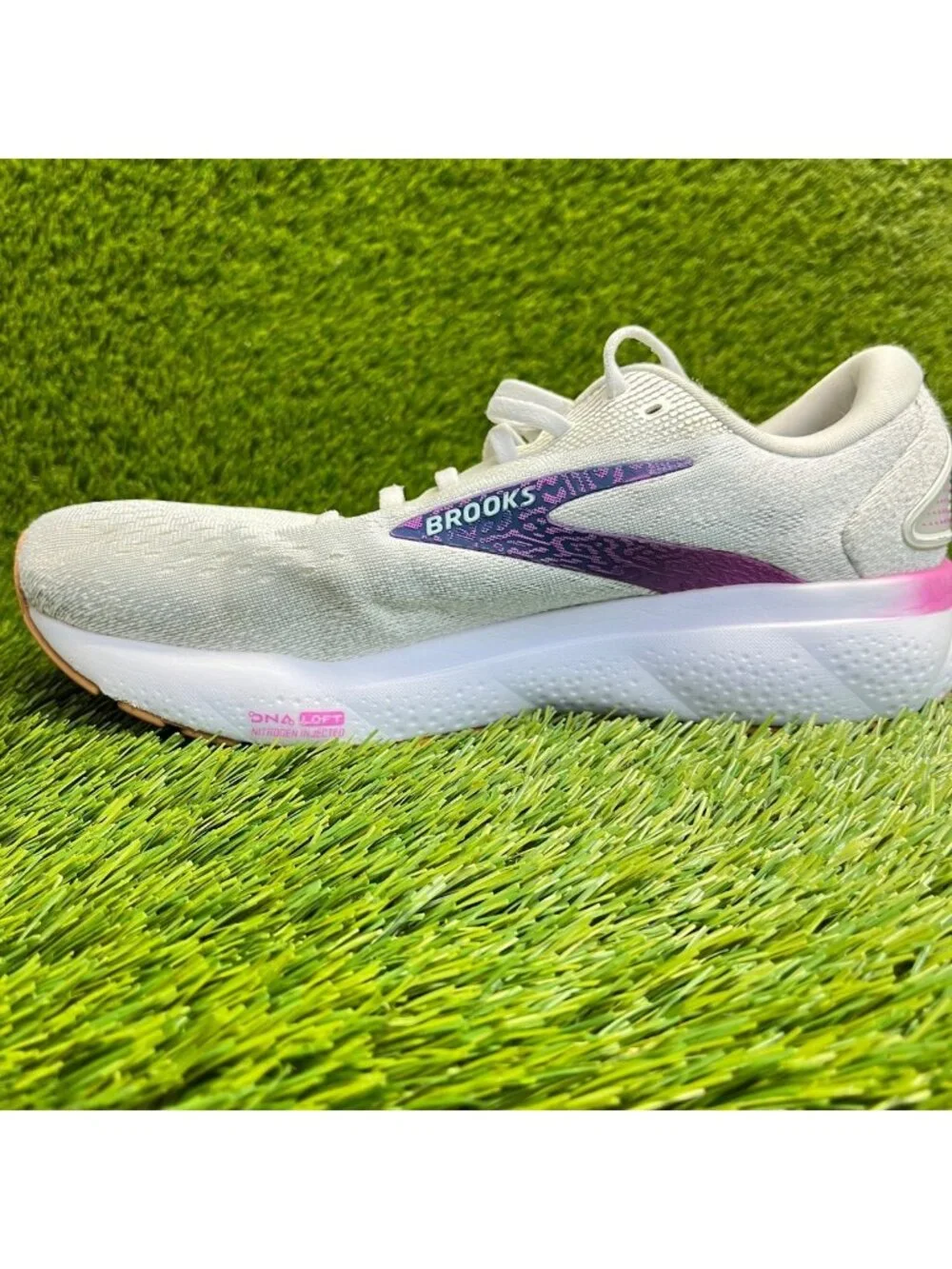 Brooks Ghost 16 Womens Size 10.5D Gray Purple Athletic Running Shoes Sneakers